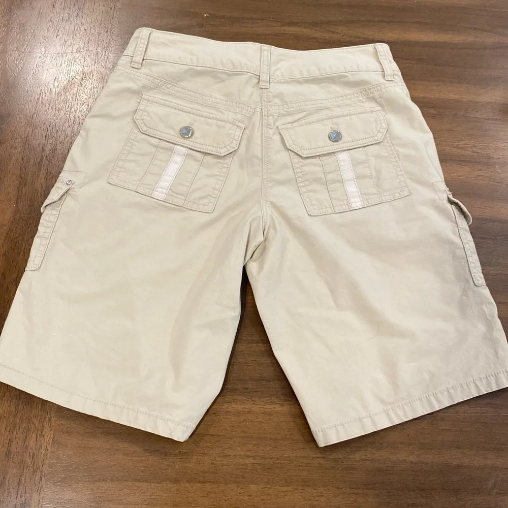 White House Black Market Khaki Jewel Cargo Shorts Size 00